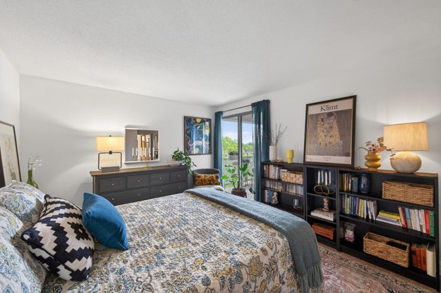 6450 York Avenue S 414, Edina, MN 55435