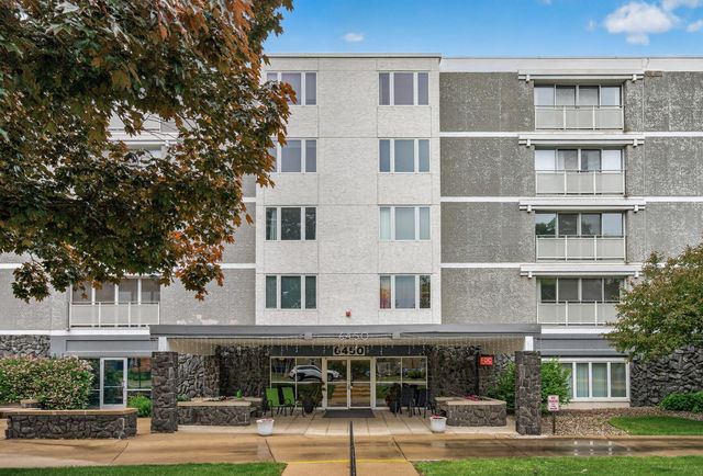 6450 York Avenue S 414, Edina, MN 55435