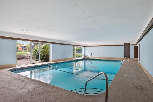6450 York Avenue S 414, Edina, MN 55435