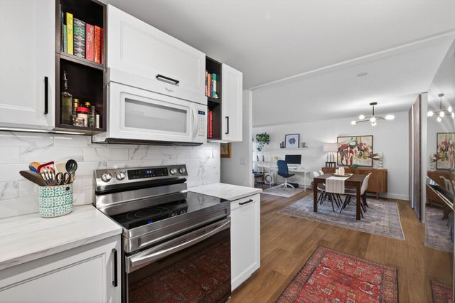 6450 York Avenue S 414, Edina, MN 55435