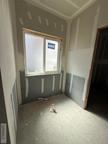 5439 Rip Tideroad, Idaho Falls, ID 83401