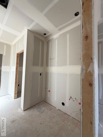 5439 Rip Tideroad, Idaho Falls, ID 83401