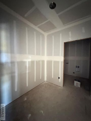 5439 Rip Tideroad, Idaho Falls, ID 83401