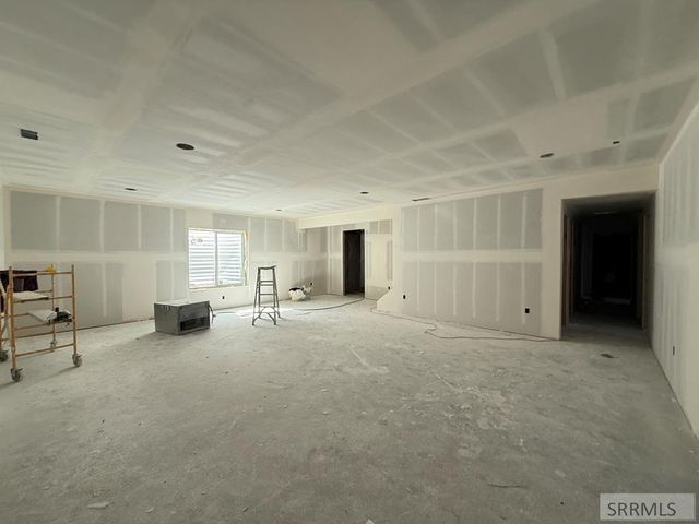 5439 Rip Tideroad, Idaho Falls, ID 83401