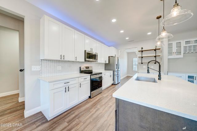 742 Vista Del Sol Lane, Panama City, FL 32404