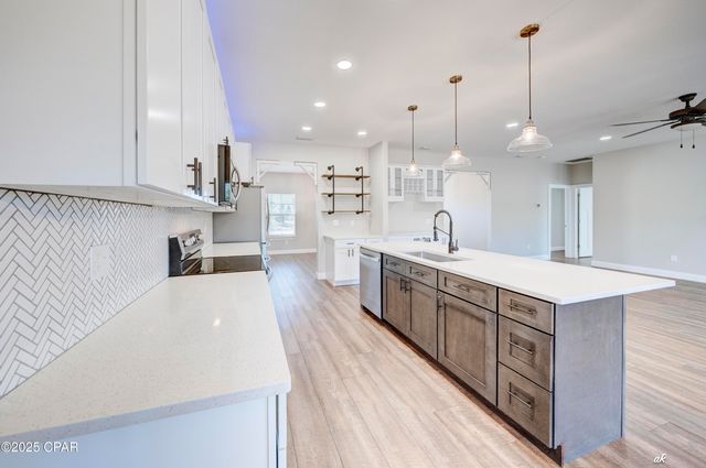 742 Vista Del Sol Lane, Panama City, FL 32404