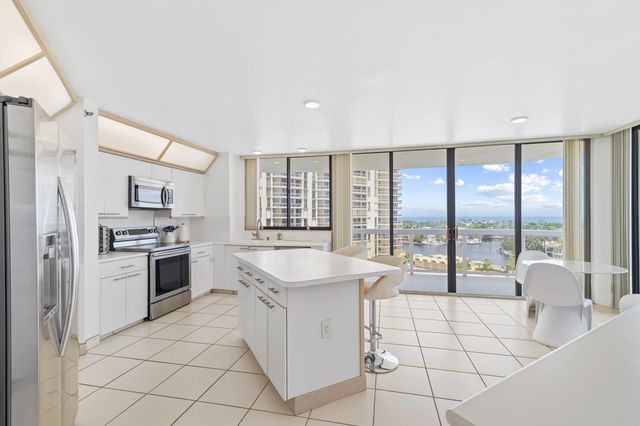 20185 E Country Club Drive 901, Aventura, FL 33180
