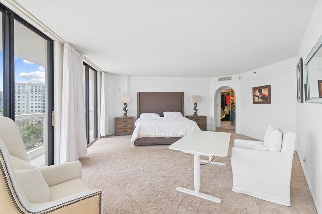20185 E Country Club Drive 901, Aventura, FL 33180