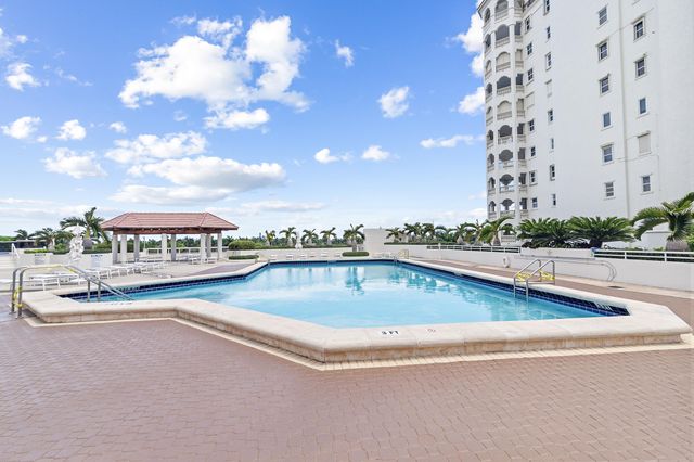 20185 E Country Club Drive 901, Aventura, FL 33180