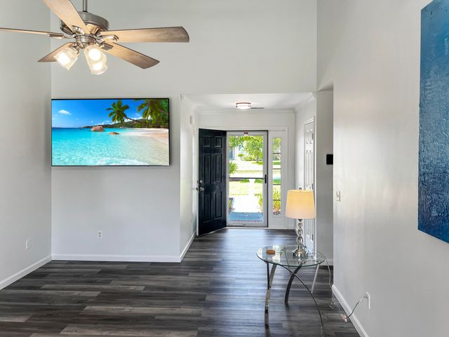 7225 Sweet Grass Boulevard, Hanahan, SC 29410