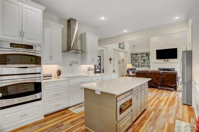 1153 County Road 150, Alvin, TX 77511