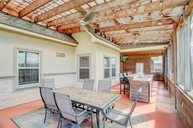 1153 County Road 150, Alvin, TX 77511