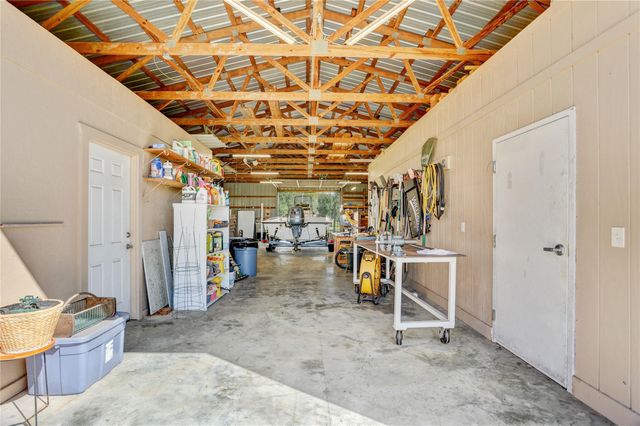 1153 County Road 150, Alvin, TX 77511