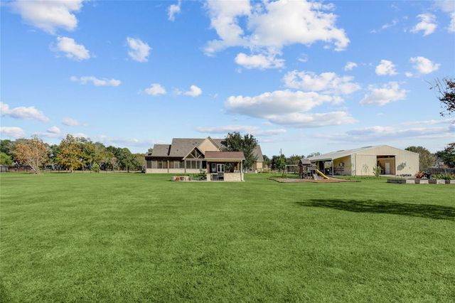 1153 County Road 150, Alvin, TX 77511