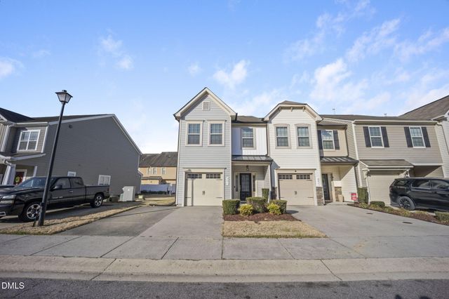 201 Leighann Ridge Lane, Rolesville, NC 27571