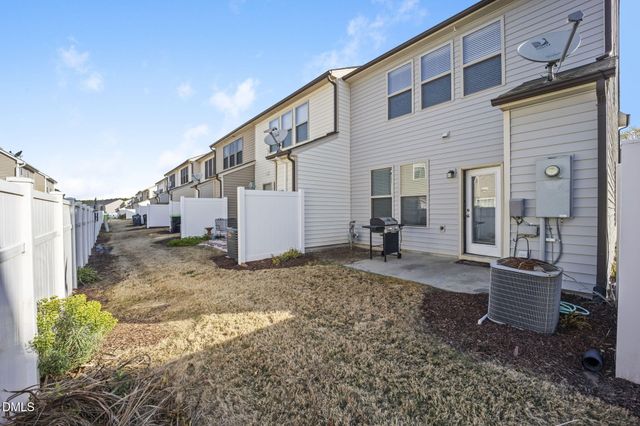 201 Leighann Ridge Lane, Rolesville, NC 27571