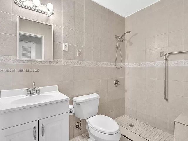 1451 NE 170th St 201A, North Miami Beach, FL 33162