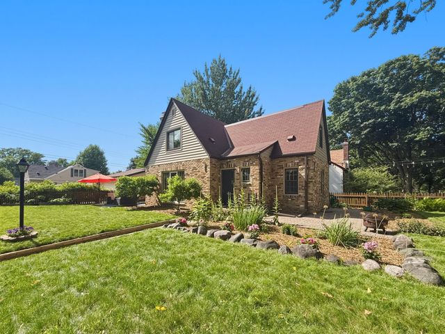 5744 Elliot Avenue, Minneapolis, MN 55417