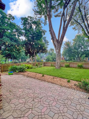 5744 Elliot Avenue, Minneapolis, MN 55417