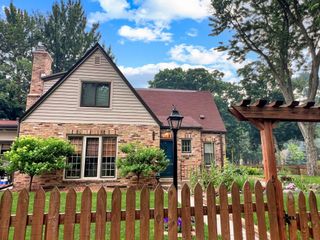5744 Elliot Avenue, Minneapolis, MN 55417