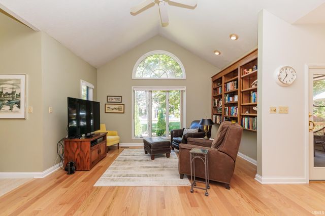 5204 W Pineridge Road, Muncie, IN 47304
