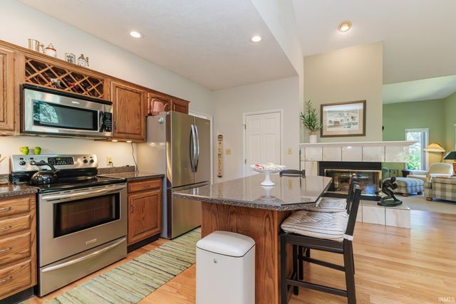 5204 W Pineridge Road, Muncie, IN 47304
