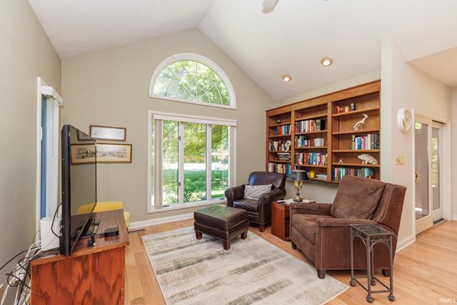 5204 W Pineridge Road, Muncie, IN 47304