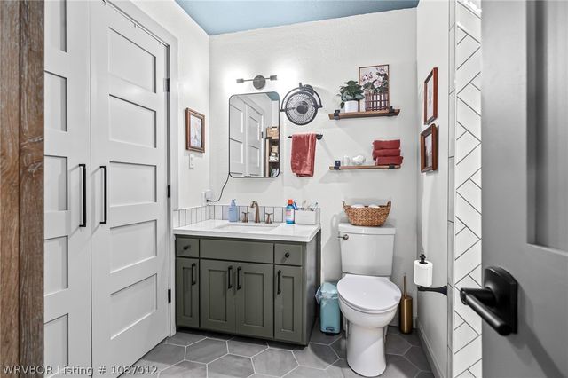 911 Hillcrest Drive, Greenwood, AR 72936