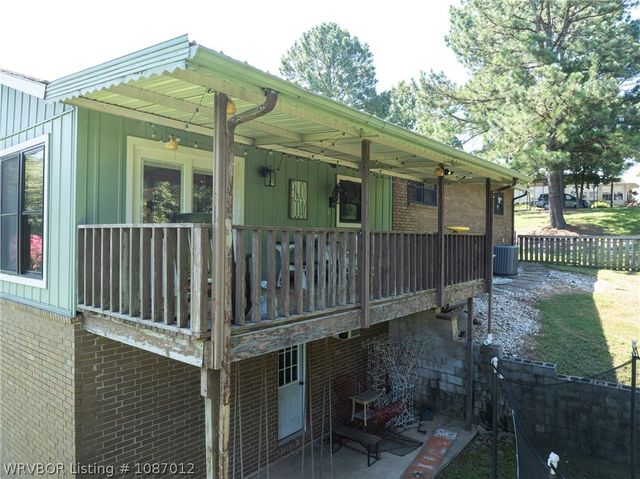 911 Hillcrest Drive, Greenwood, AR 72936