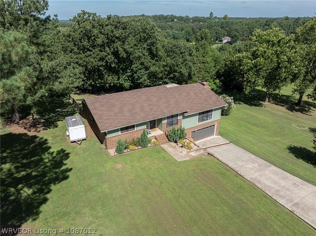 911 Hillcrest Drive, Greenwood, AR 72936