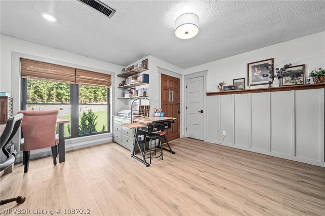 911 Hillcrest Drive, Greenwood, AR 72936