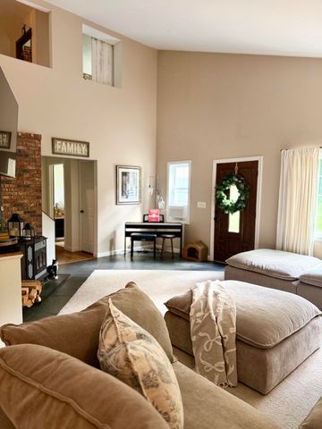 46 Foothills Drive, Jericho, VT 05465
