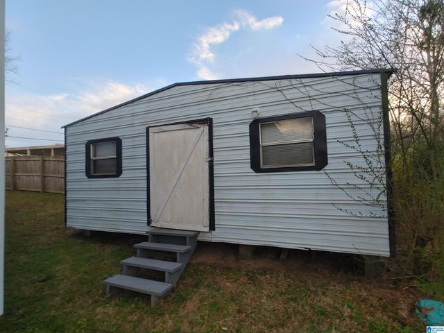 431 LAKESHORE CIRCLE, Adamsville, AL 35005