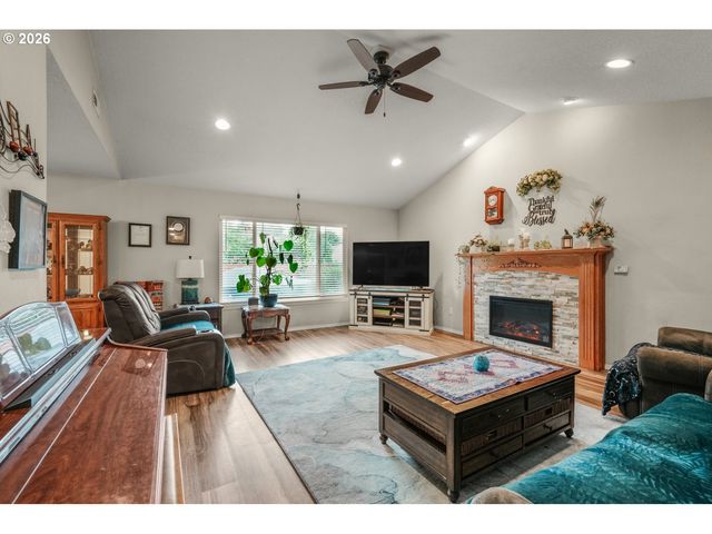 11005 Se 54TH Pl, Milwaukie, OR 97222