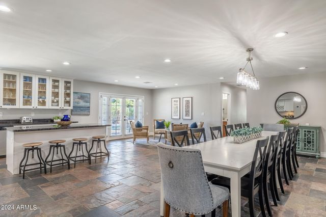 5948 E CORRINE Drive, Scottsdale, AZ 85254