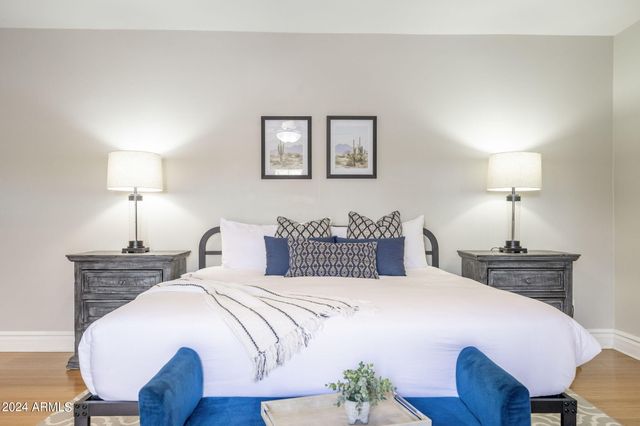 5948 E CORRINE Drive, Scottsdale, AZ 85254