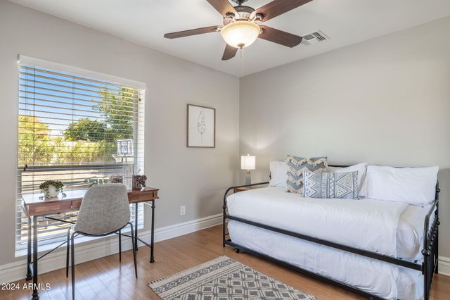 5948 E CORRINE Drive, Scottsdale, AZ 85254