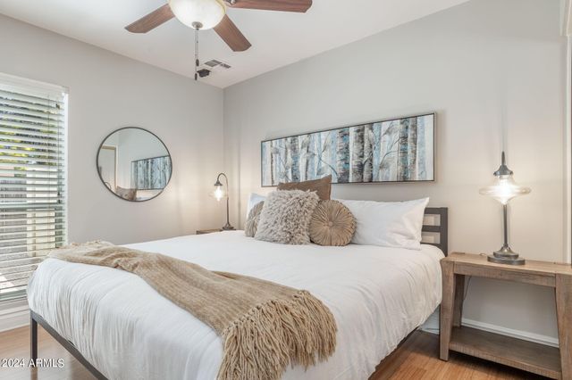 5948 E CORRINE Drive, Scottsdale, AZ 85254