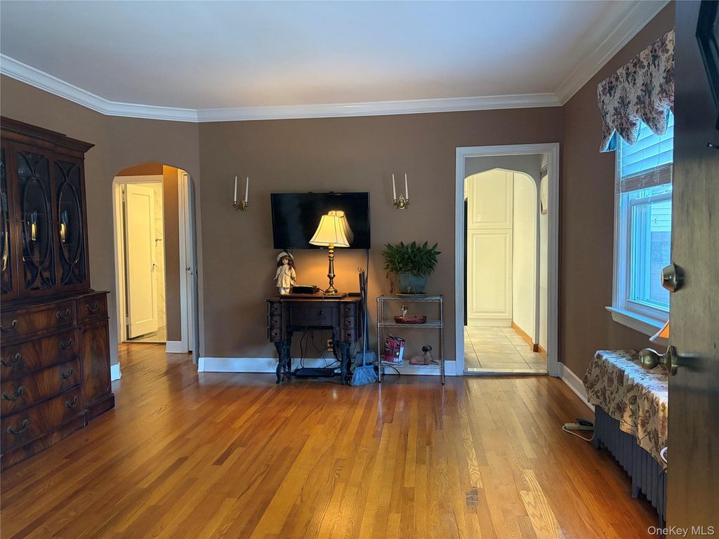 8456 252nd Street, Bellerose, NY 11426 — photo 3