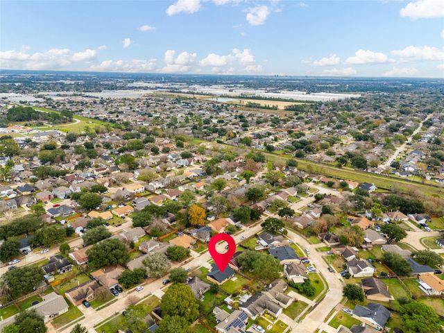 8115 Sweetgum Trace Drive, Houston, TX 77040