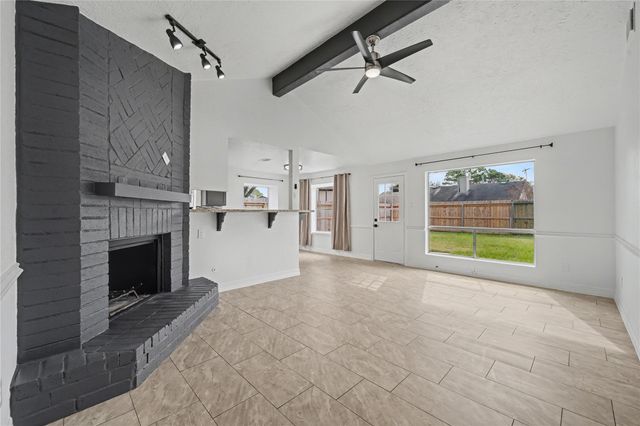 8115 Sweetgum Trace Drive, Houston, TX 77040