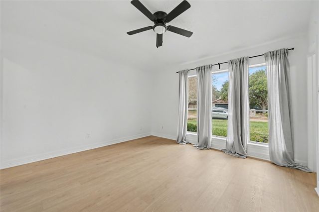 8115 Sweetgum Trace Drive, Houston, TX 77040