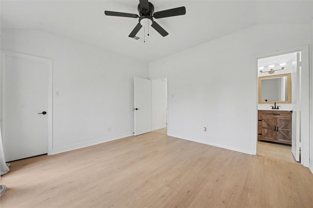 8115 Sweetgum Trace Drive, Houston, TX 77040