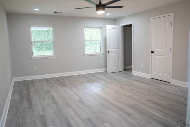 8427 Brittany Rd, Sorrento, LA 70778