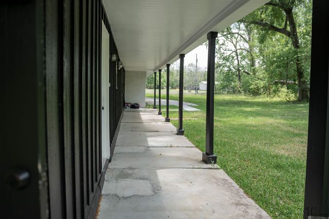 8427 Brittany Rd, Sorrento, LA 70778