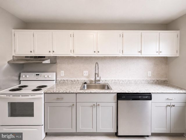 2930 WETHERBURN CT, Woodbridge, VA 22191