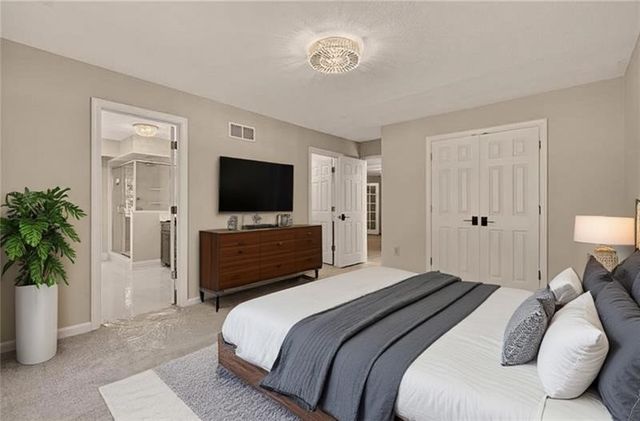 110 Oakhurst Dr, Peters Twp, PA 15317