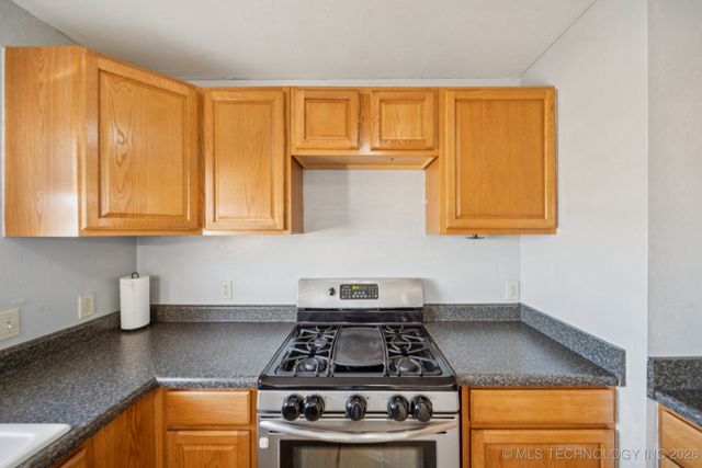 17755 S 49th West Avenue, Mounds, OK 74047