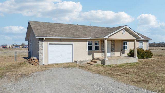 17755 S 49th West Avenue, Mounds, OK 74047