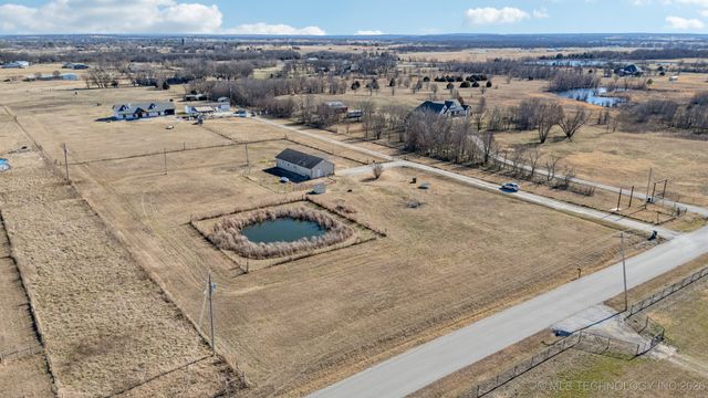 17755 S 49th West Avenue, Mounds, OK 74047